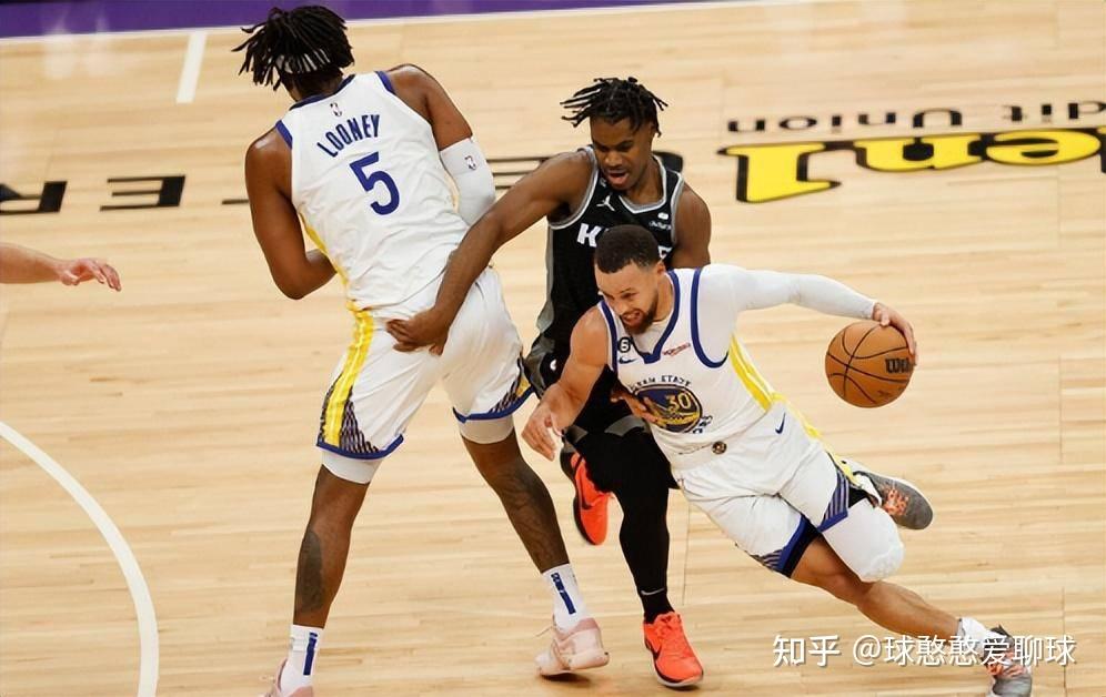 NBA季后赛热战正酣，谁能突围夺冠？